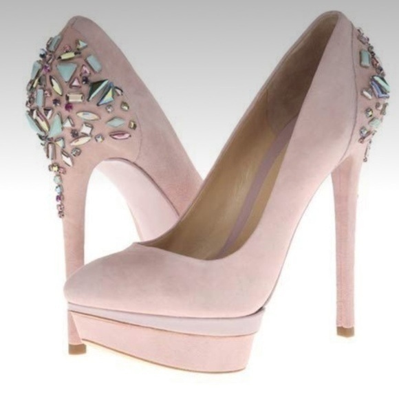 B Brian Atwood: Ferranta good condJeweled Pump Gorgeous Fancy shoes 8 1/2 size